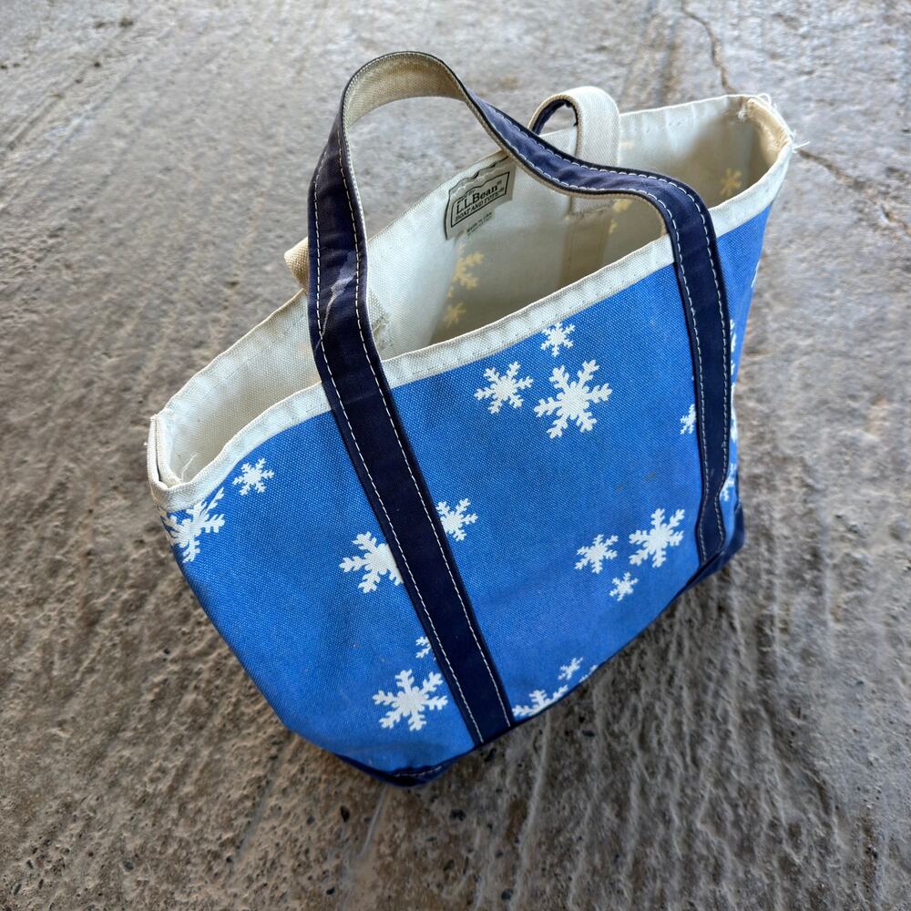 Vtg LL Bean Boat and Tote Blue Snowflake Canvas Bag Distressed Made USA Medium